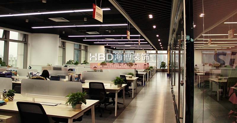 辦公室裝修實景照,辦公區(qū)裝修設(shè)計.jpg 辦公室裝修實景照,辦公區(qū)裝修設(shè)計.jpg