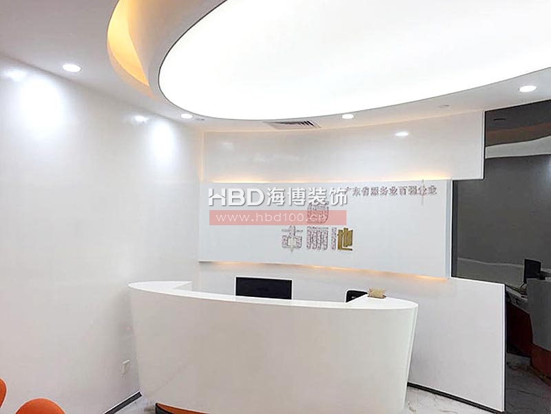 辦公室裝修設(shè)計,前臺裝修設(shè)計.jpg